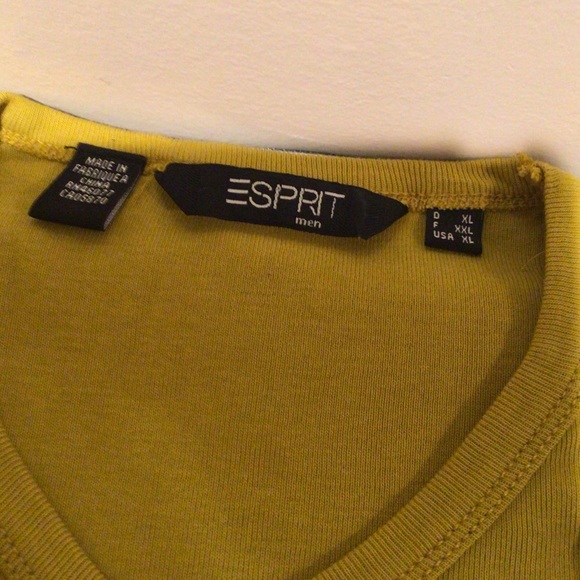 ⬇️Price Dropped ⬇️Vintage men’s espirit short sleeve tee shirt - Picture 2 of 4